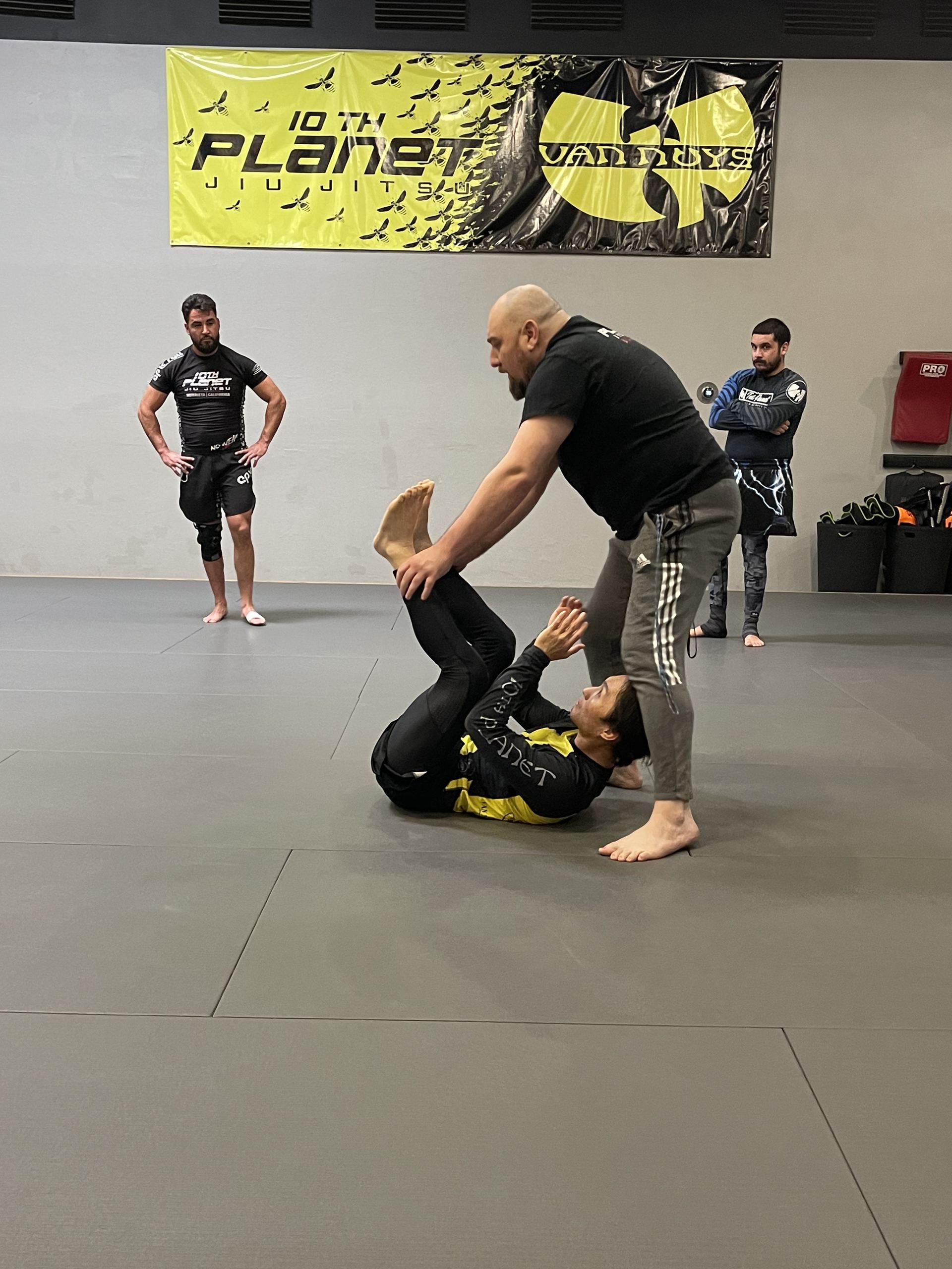No-gi jiu-jitsu class for Winnetka residents at 10th Planet Van Nuys