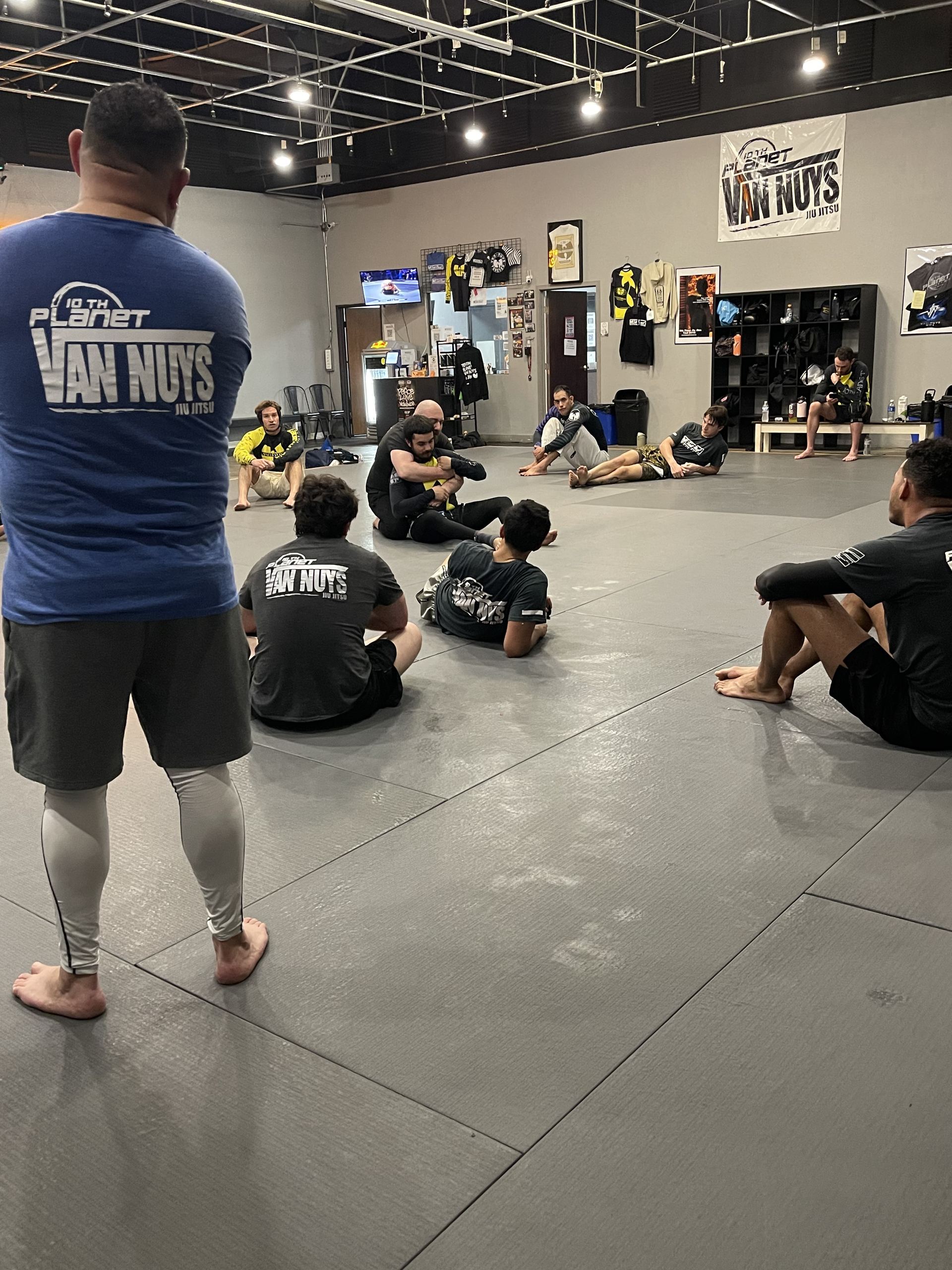 Small group jiu-jitsu intro class